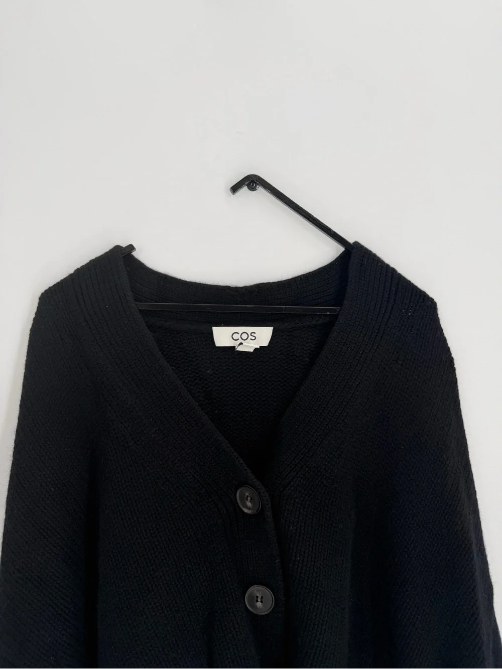 Cos Chunky Cropped Cashmere Wool Blend Cardigan In Black